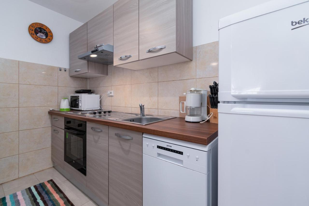 Apartments By The Sea Punat, Krk - 5351 Ngoại thất bức ảnh